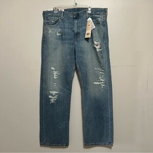 Levi's Men's Relaxed Fit Light Blue Jeans